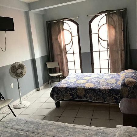 Casa Merce Hotel Сан Хуан де лос Лагос Екстериор снимка